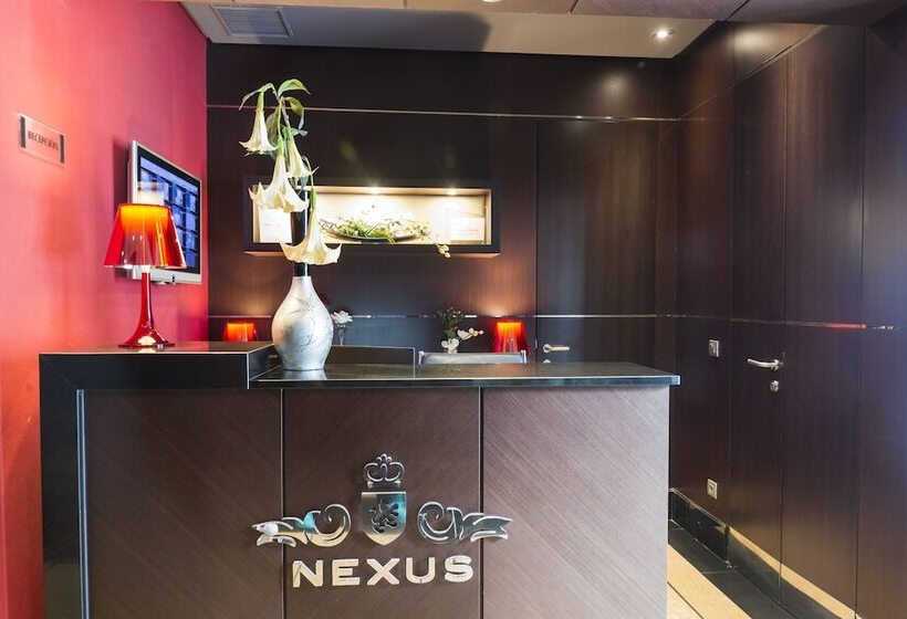 Hotel Nexus Valladolid Suites &