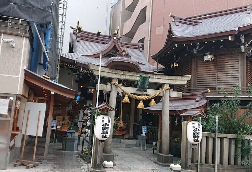 Отель Nishitetsu Inn Nihonbashi