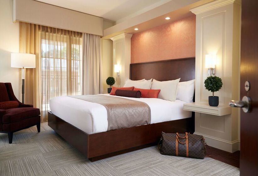 هتل Rizzo Center, A Destination By Hyatt
