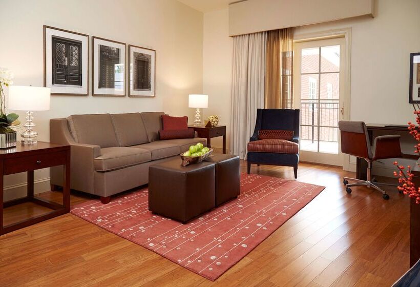 هتل Rizzo Center, A Destination By Hyatt