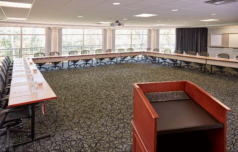 هتل Rizzo Center, A Destination By Hyatt