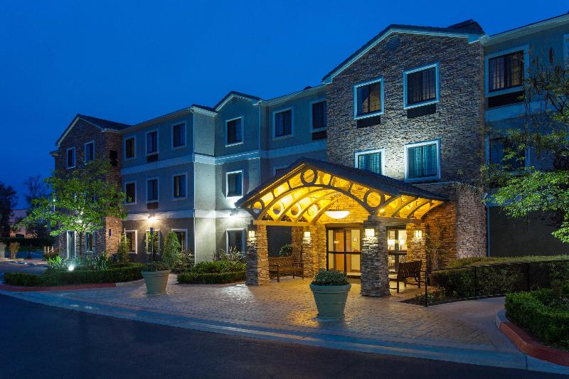 هتل Staybridge Suites Irvine East/lake Forest, An Ihg