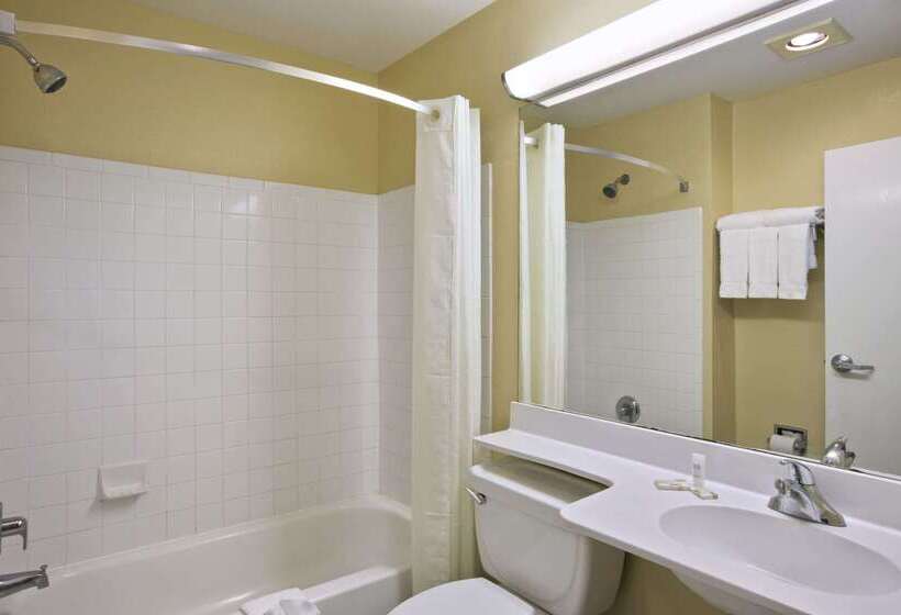 Microtel Inn & Suites By Wyndham Baton Rouge