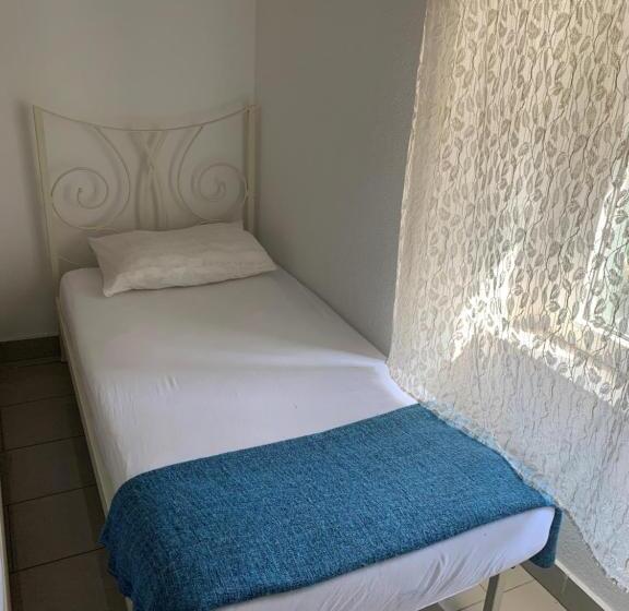 Общежитие Rooms Villa Garden