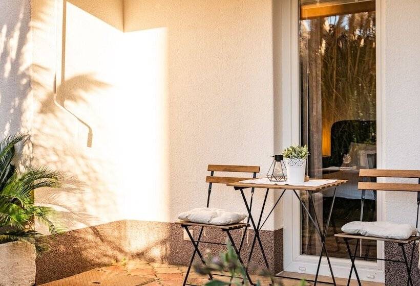 Apartments & Rooms Buble