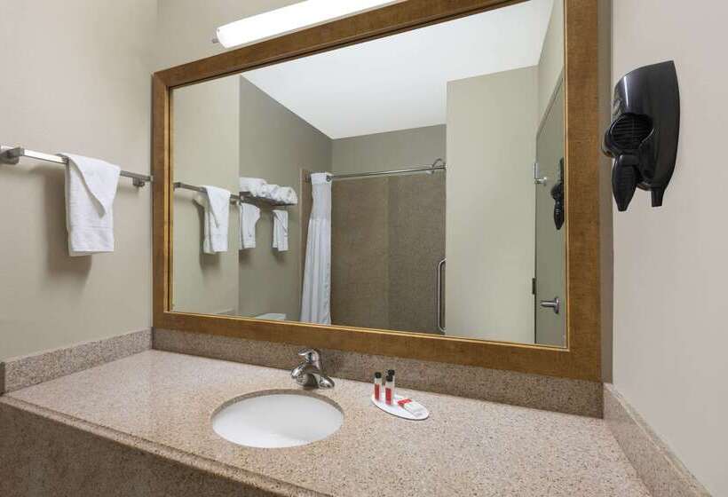 בית מלון כפרי Baymont By Wyndham Columbus