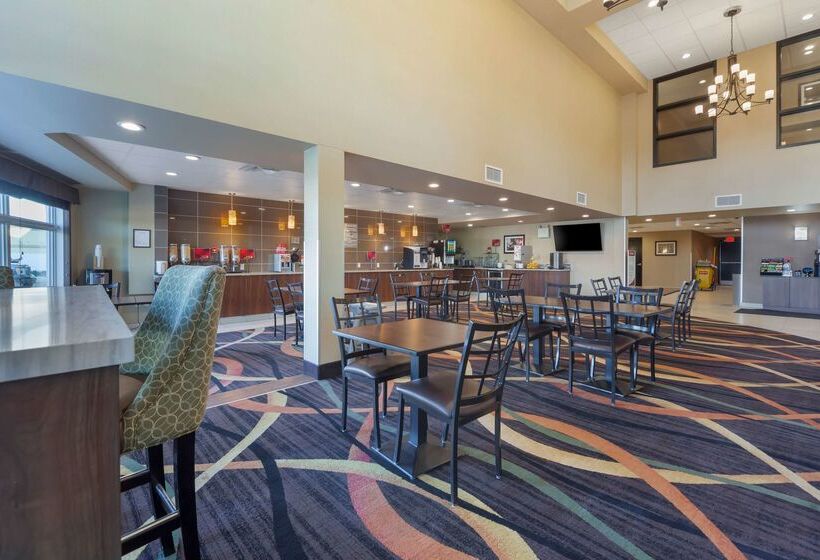 בית מלון כפרי Best Western Plus Fox Creek