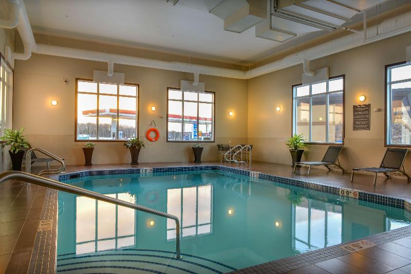 בית מלון כפרי Best Western Plus Fox Creek