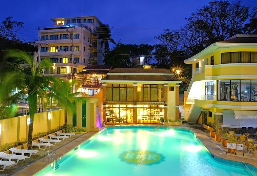 Отель Boracay Holiday Resort