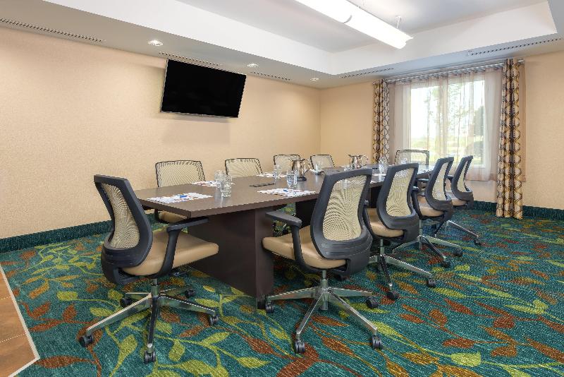 هتل Candlewood Suites Saint Joseph