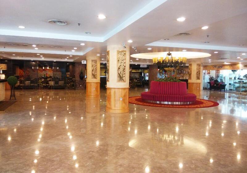 هتل De Palma  Shah Alam