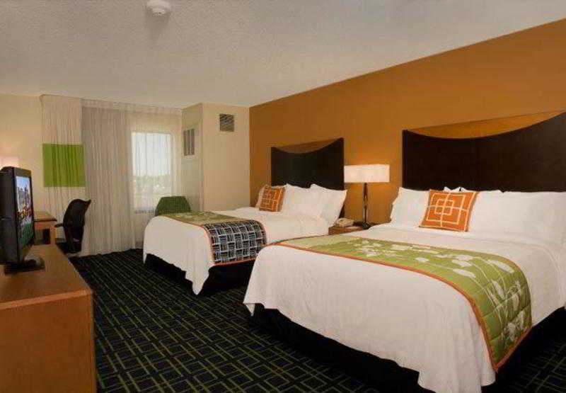 בית מלון כפרי Fairfield Inn & Suites By Marriott Tupelo