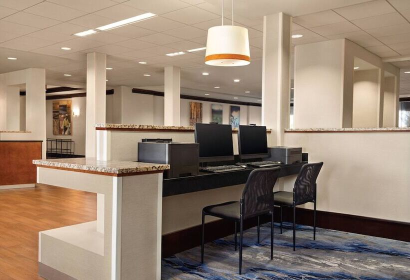 בית מלון כפרי Fairfield Inn & Suites By Marriott Tupelo