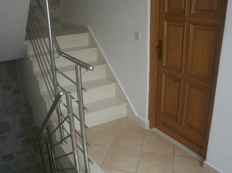 هتل Palace Stafileo