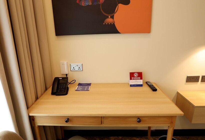 Отель Prideinn Westlands Luxury Boutique