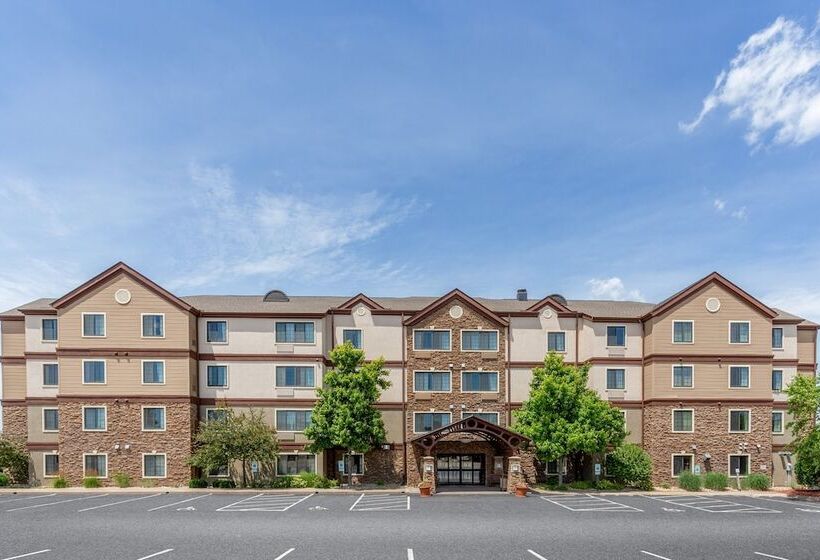 هتل Staybridge Suites Davenport, An Ihg