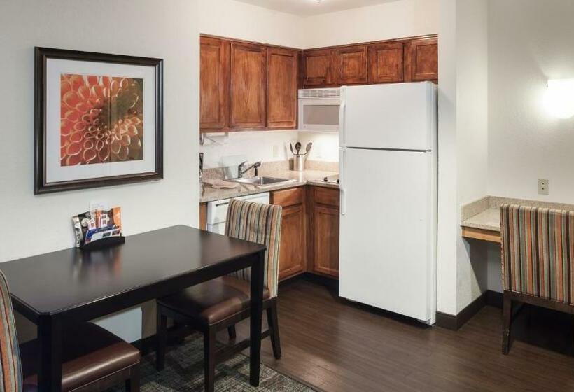 فندق Staybridge Suites Jackson, An Ihg