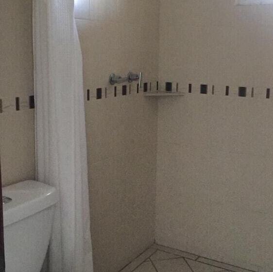 هتل Mineria