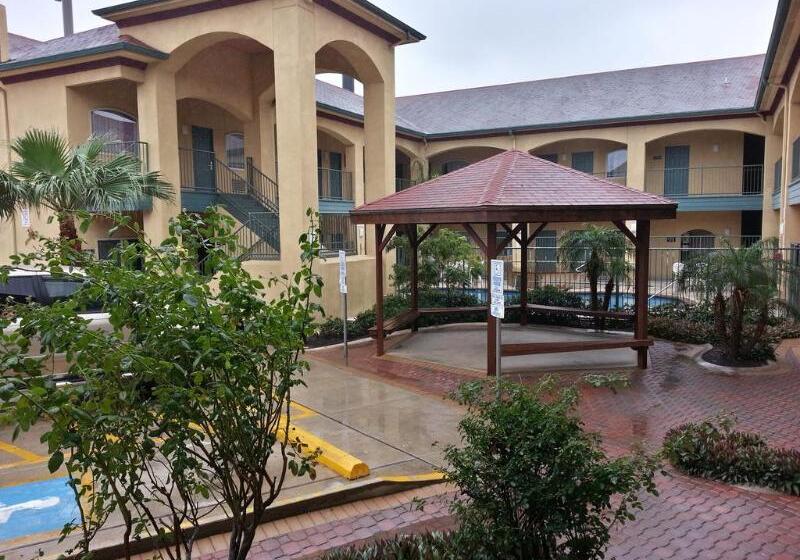 Hotel Texas Inn And Suites Rgv