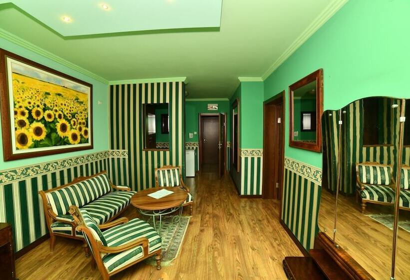 Garni Hotel Garson Lux Ns