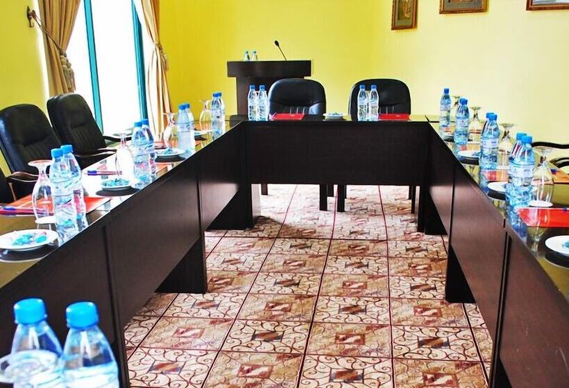 Fotos del hotel Gold Crest Hotel, Arusha:  6