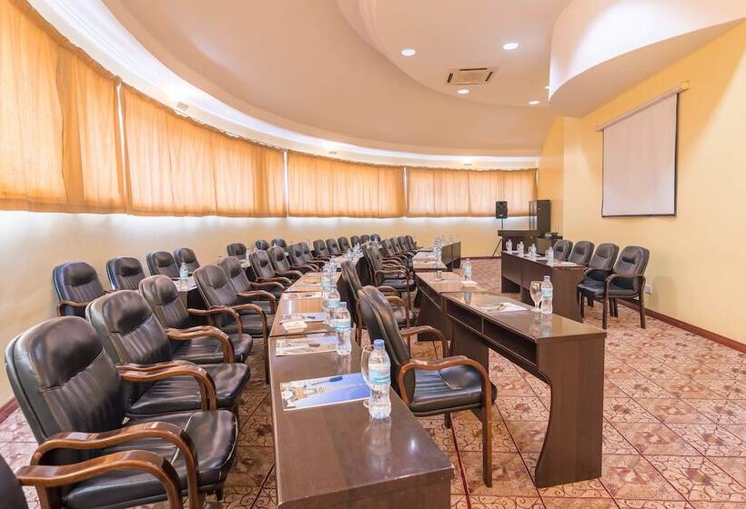 Fotos del hotel Gold Crest Hotel, Arusha:  10