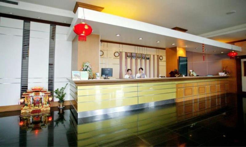 هتل Arawan Riverside