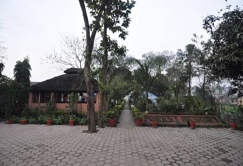 Hotel Chitwan Forest Resort , Chitwan National Park