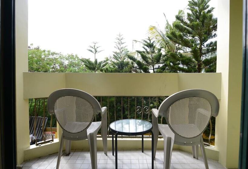 هتل Days Inn Guam   Tamuning