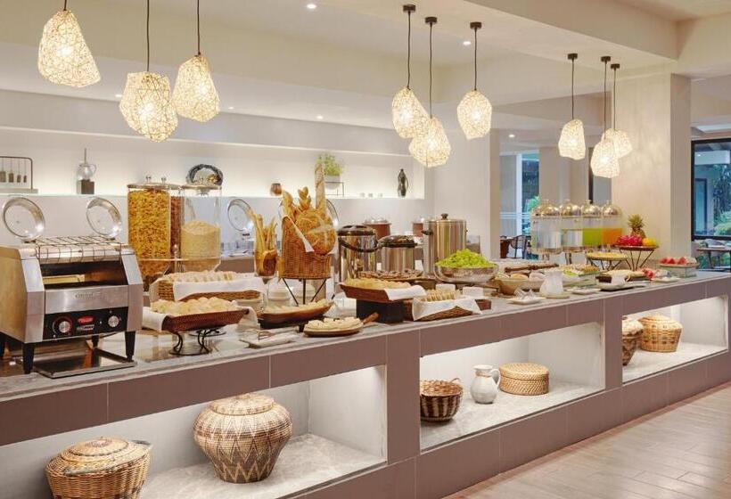 ホテル Holiday Inn & Suites Batangas Limapark, An Ihg