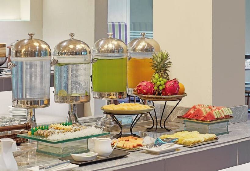 ホテル Holiday Inn & Suites Batangas Limapark, An Ihg
