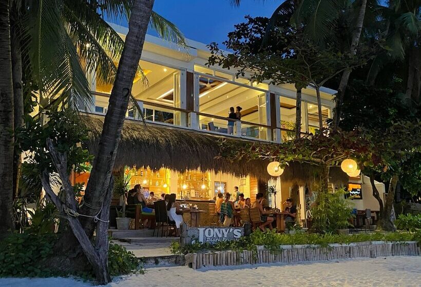 בית מלון כפרי Jony S Beach Resort