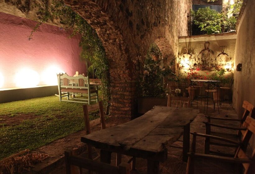 هتل La Casa Del Atrio