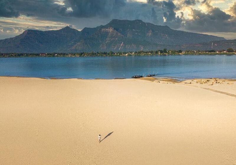 هتل La Folie Lodge