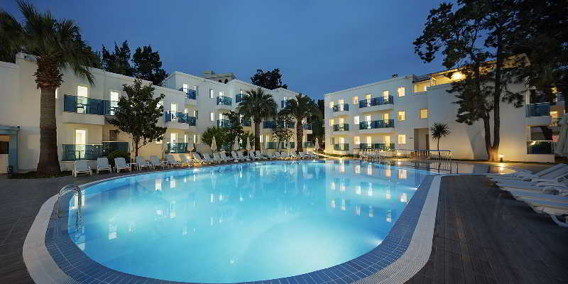 فندق Le Bleu  & Resort Kusadasi  Ultra All Inclusive