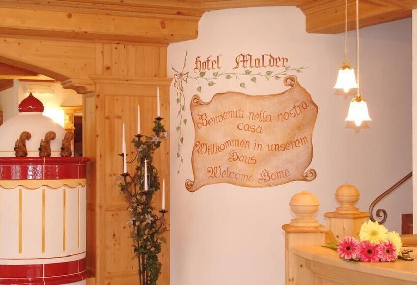 هتل Malder