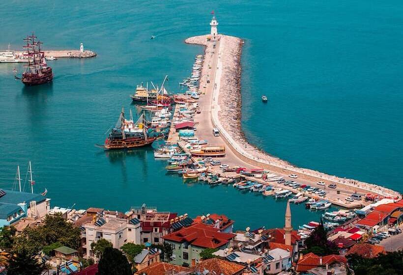 هتل Numa Port