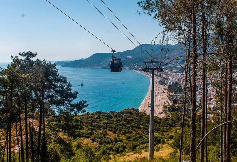 هتل Numa Port
