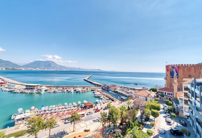 هتل Numa Port