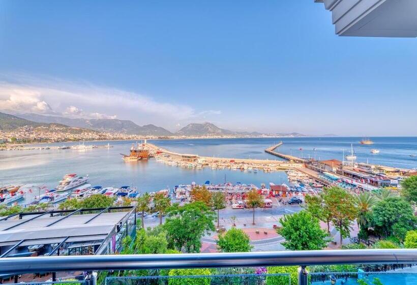 هتل Numa Port