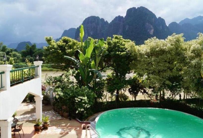 هتل Vansana Vang Vieng