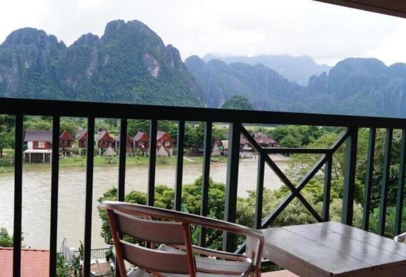 هتل Vansana Vang Vieng