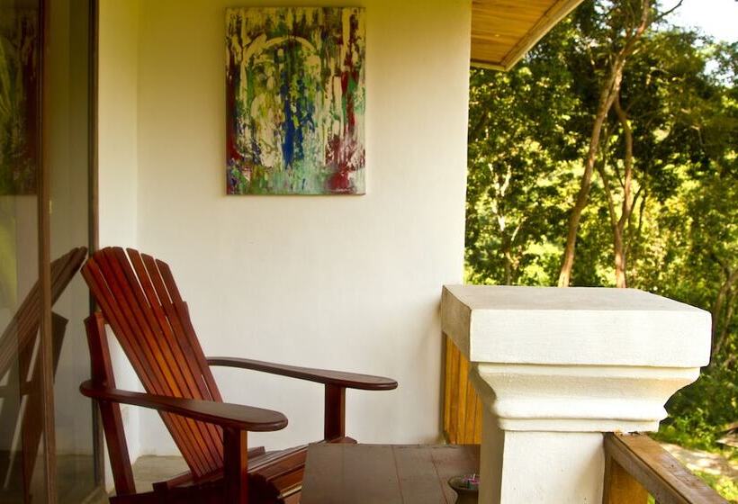 هتل Zen Namkhan Boutique Resort