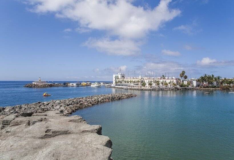 Apartments At Cala Blanca