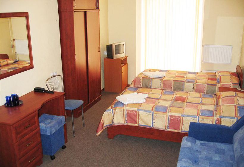 Hotel Rooms On Liteinyi 35