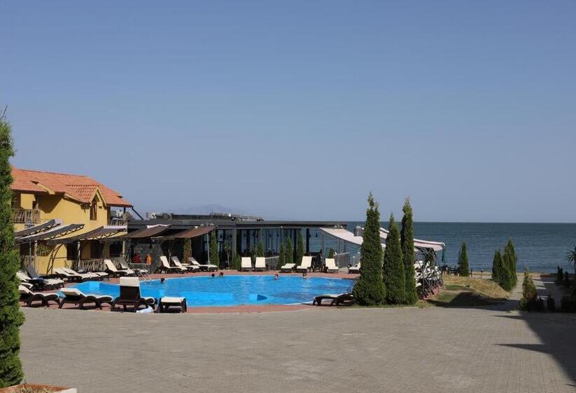 هتل Best Western Bohemian Resort