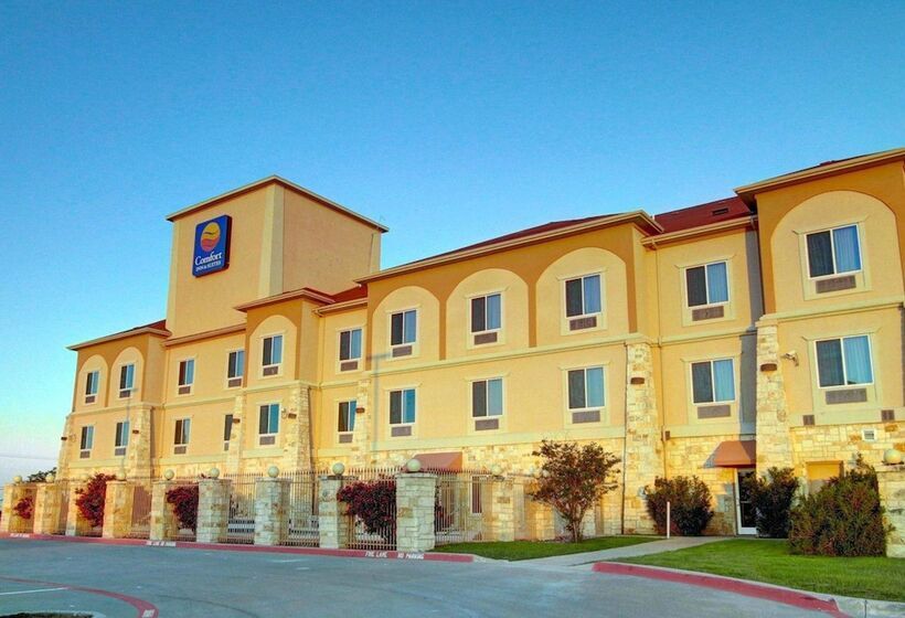 Hotel Comfort Inn & Suites