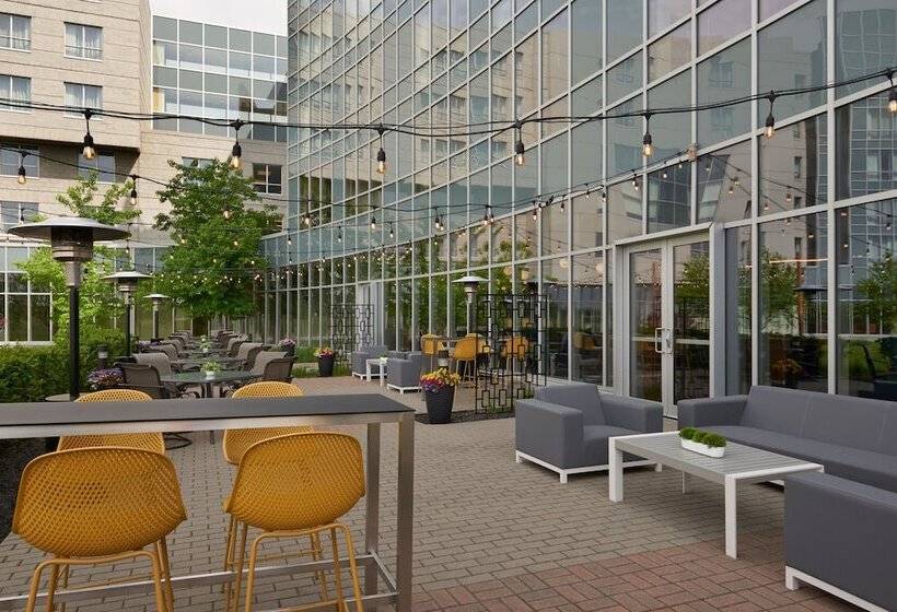 هتل Residence Inn By Marriott Calgary Airport