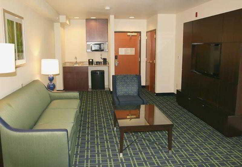 هتل Fairfield Inn & Suites Denver Aurora/parker