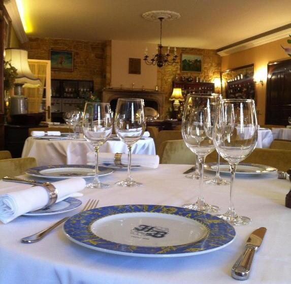 هتل Hostellerie De La Bouriane